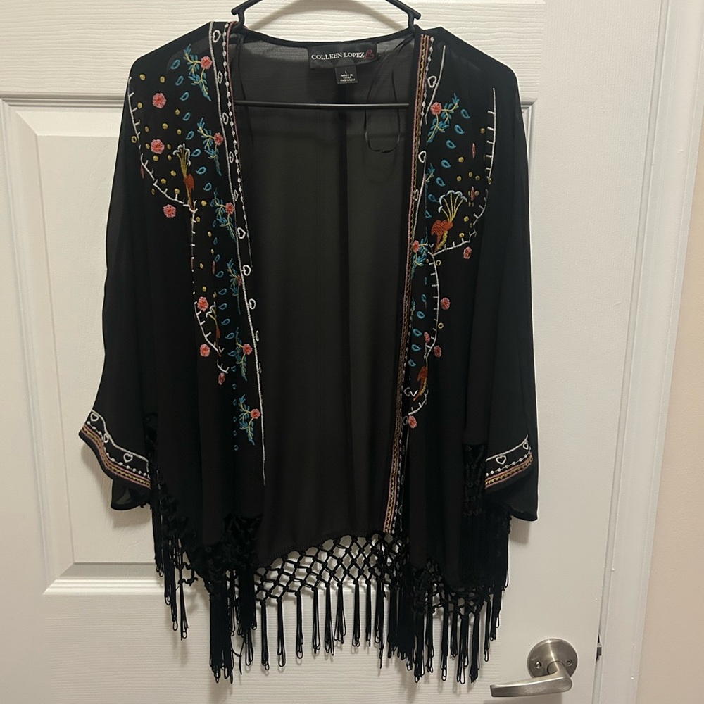 Floral detailed kimono
